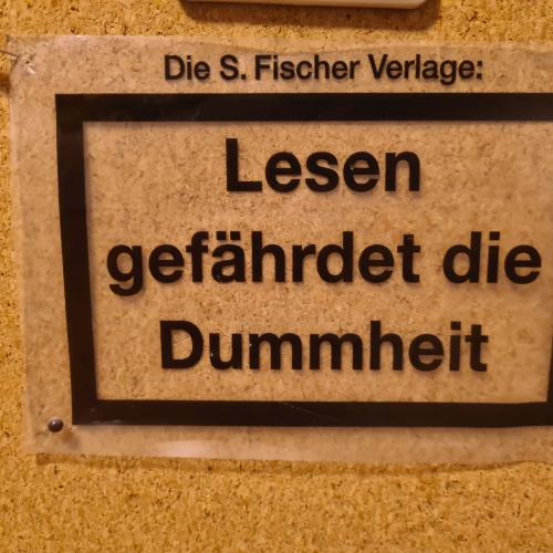 Besuch in der Gemeinde-Bücherei