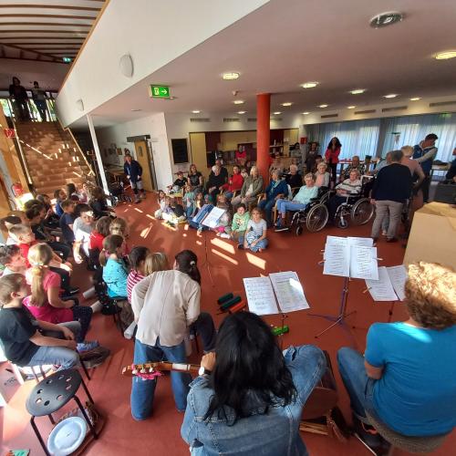 Musiknachmittag im Sozialzentrum 2024_10_22