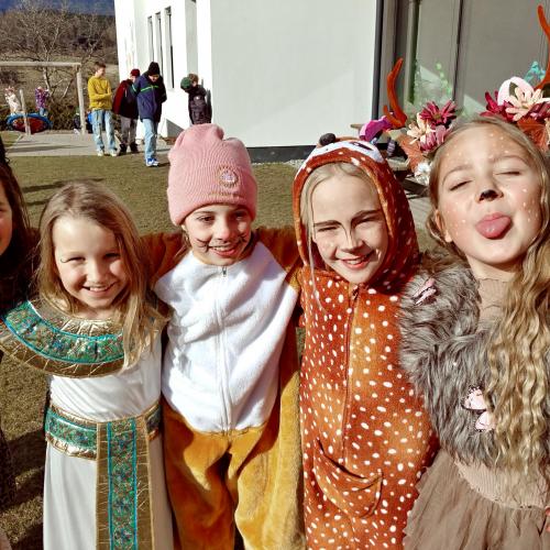 Fasching in der Schule 25