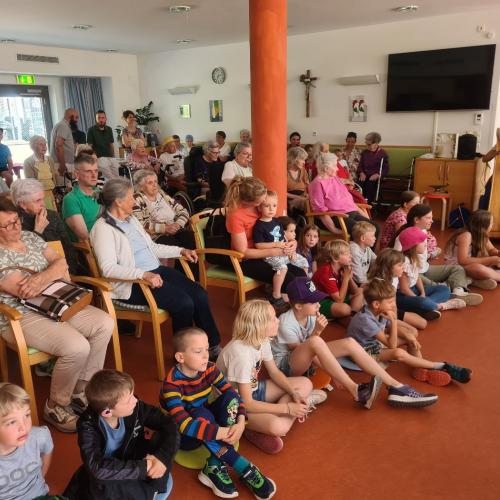 Singen im Altersheim