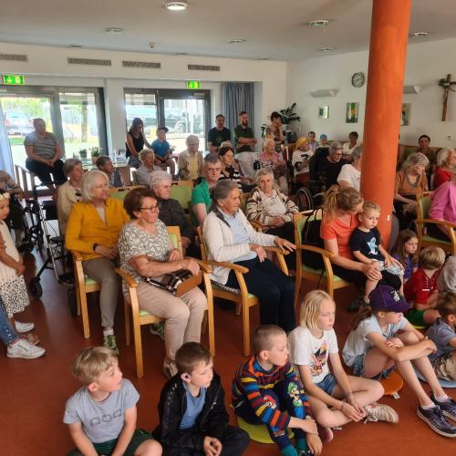 Singen im Altersheim