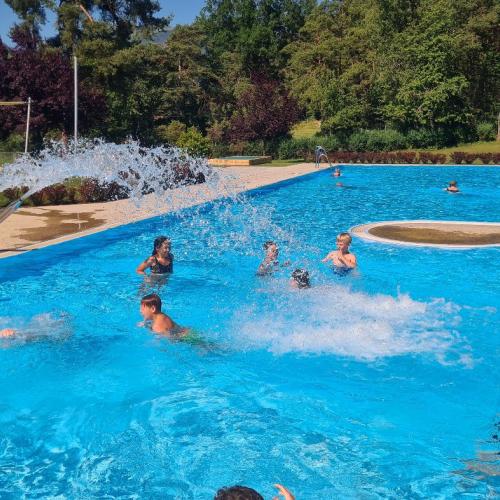 Sommer im Waldschwimmbad