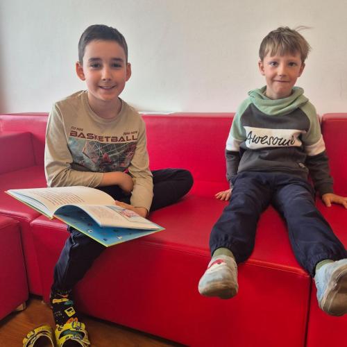 Vorlesestunde für die Kindergartenkinder