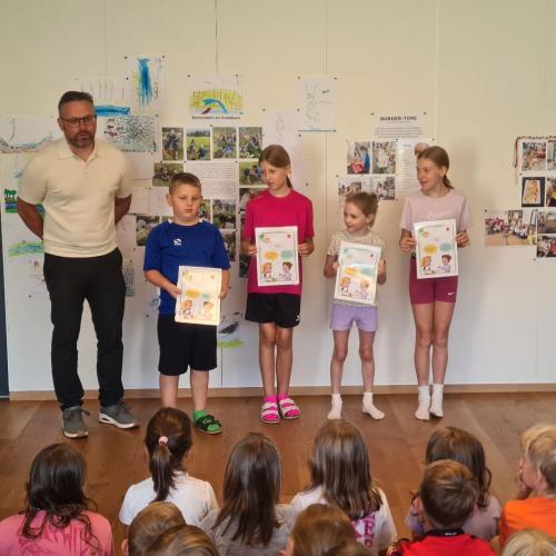 Zu Fuß in die Schule 2026
