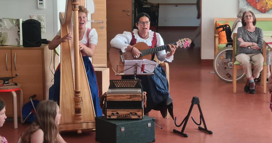 Singen im Altersheim